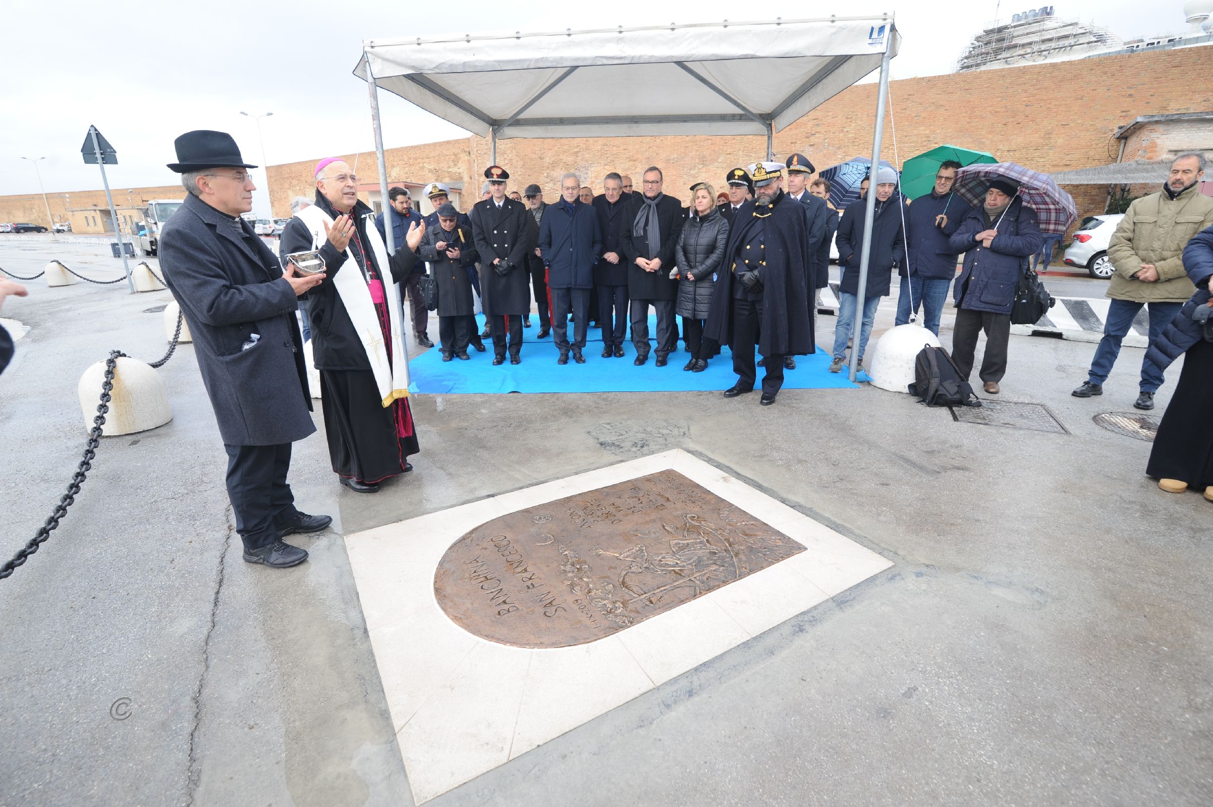 Al Porto Antico l’opera dedicata agli 800 anni partenza San Francesco per la Terra santa