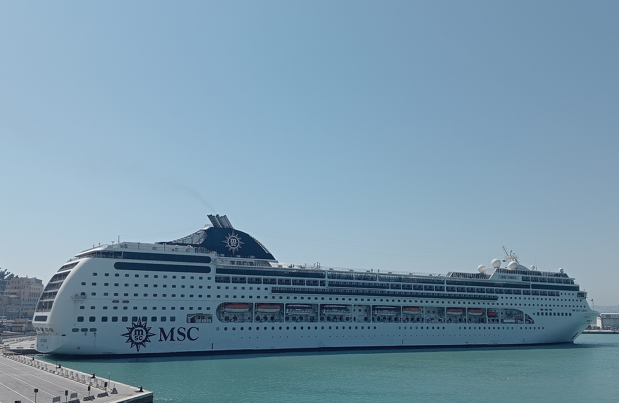 Msc Lirica porto Ancona ok