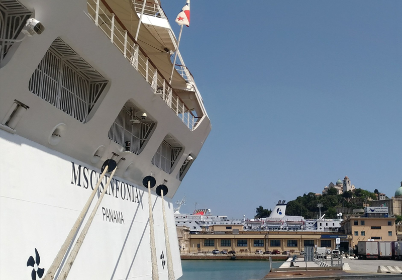 Porto di Ancona: un fine settimana da 32 mila passeggeri