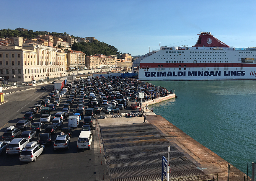 Porto di Ancona: al via il terzo weekend di esodo estivo