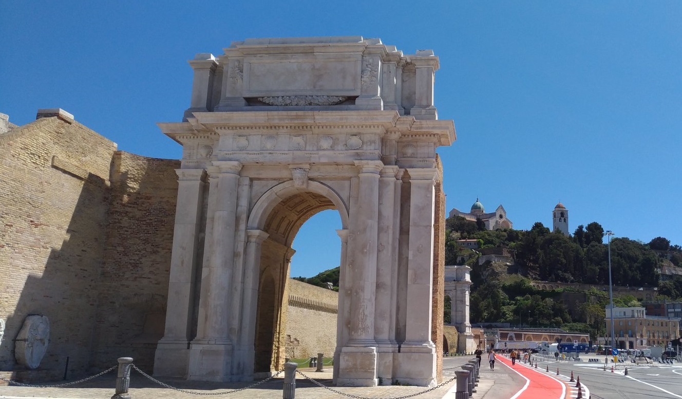 Porta Clementina porto di Ancona